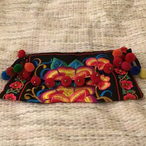 Boho Handmade Embroidered Clutch/Crossbody - Picture 2 of 4
